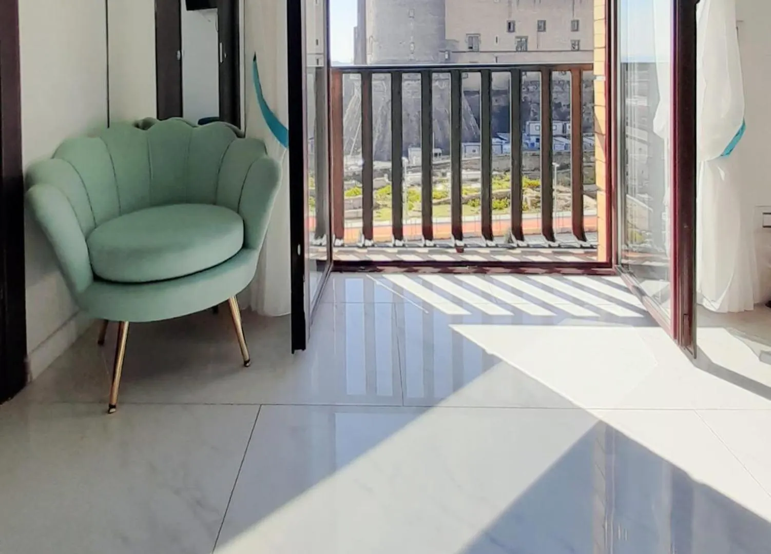 Tiffany & Babylon Luxury Stay Νάπολη 5*,