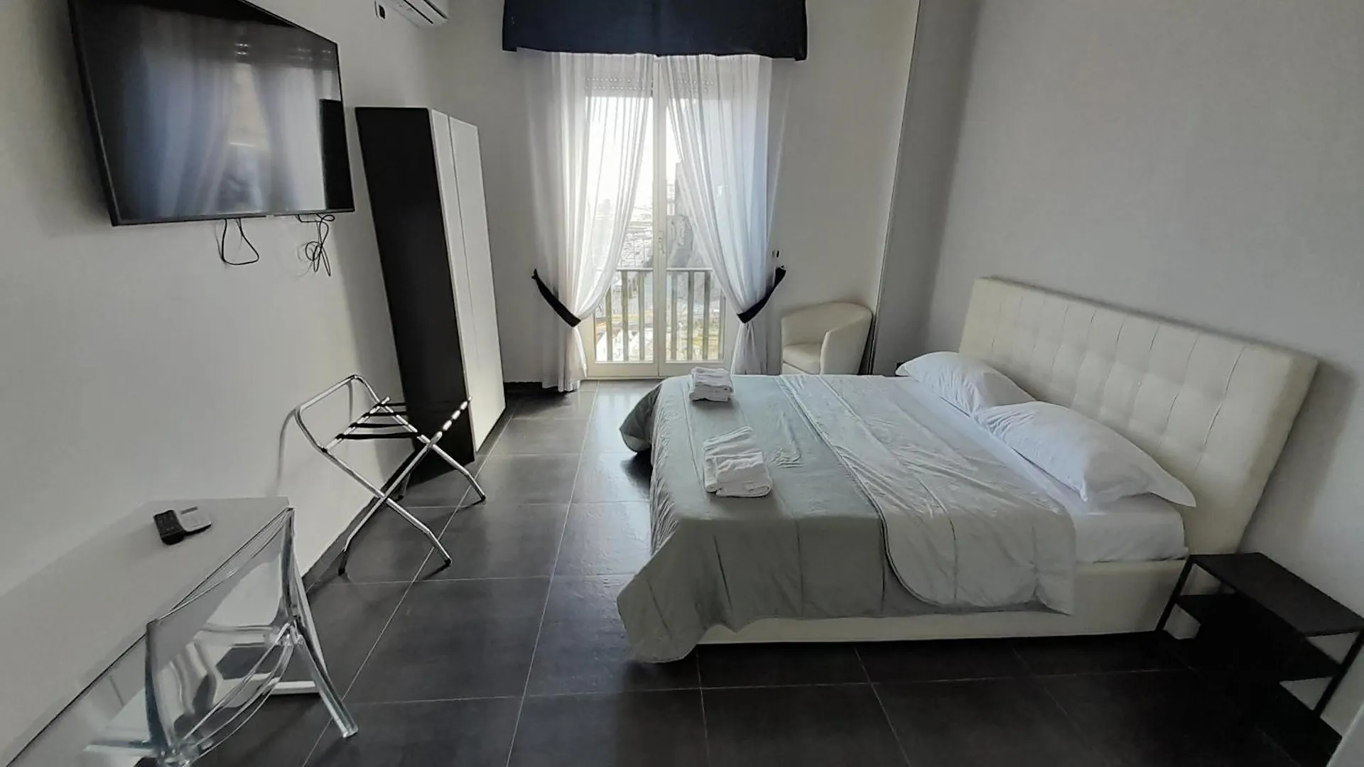 Tiffany & Babylon Luxury Stay Nápoly 5*,  Olaszország