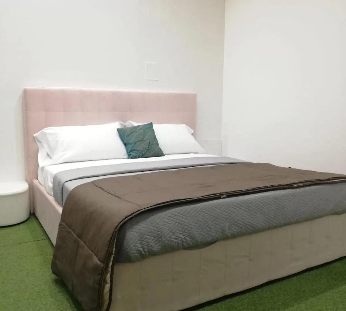 Tiffany & Babylon Luxury Stay Nápoly