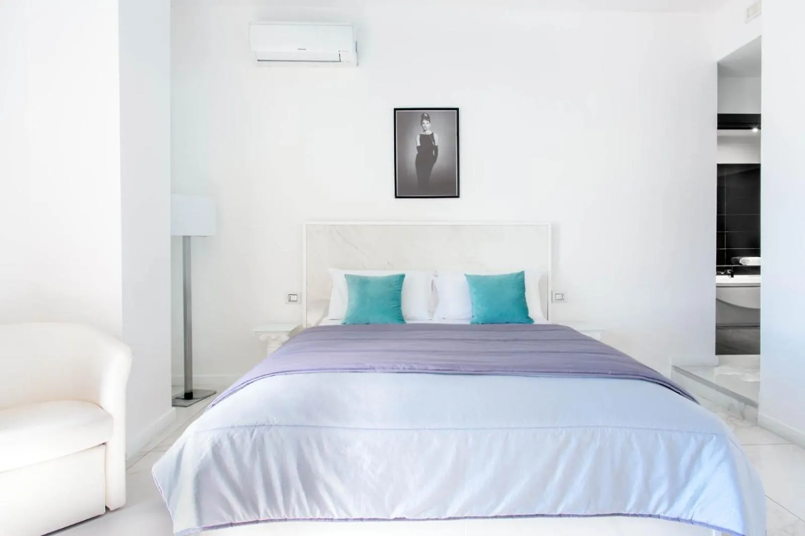 Tiffany & Babylon Luxury Stay Неаполь 5*,  Италия